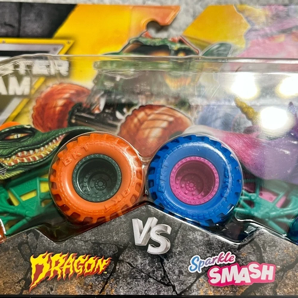 Monster Jam Dragon Vs. Sparkle Smash